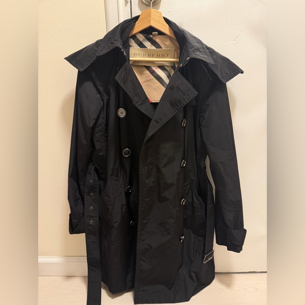 Burberry Brit Belted Double-Breasted Logo   Trench coat Black